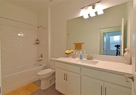 17304 Banded Gold Lane Wimauma FL 33598