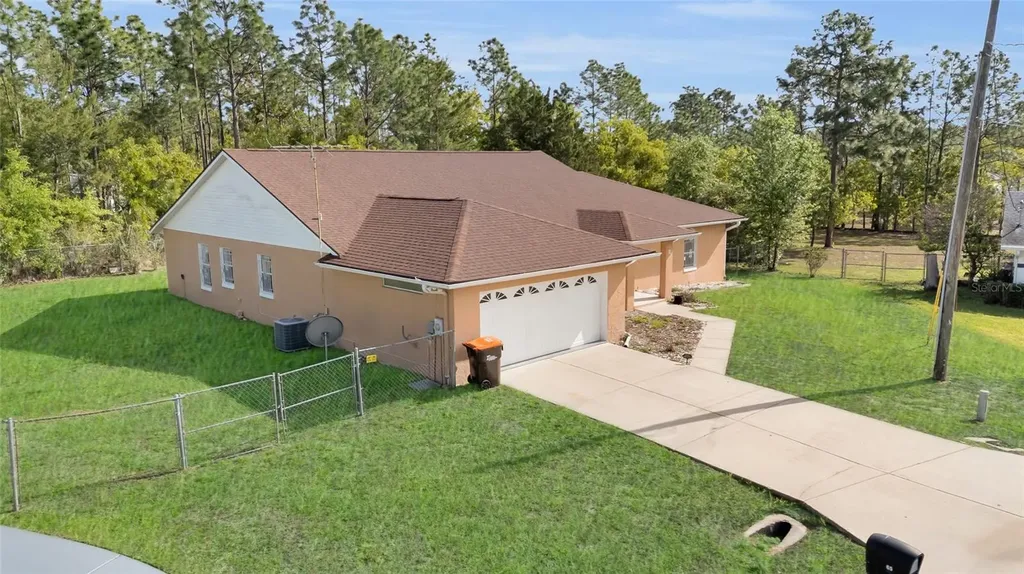 65 Pecan Loop Ocala FL 34472