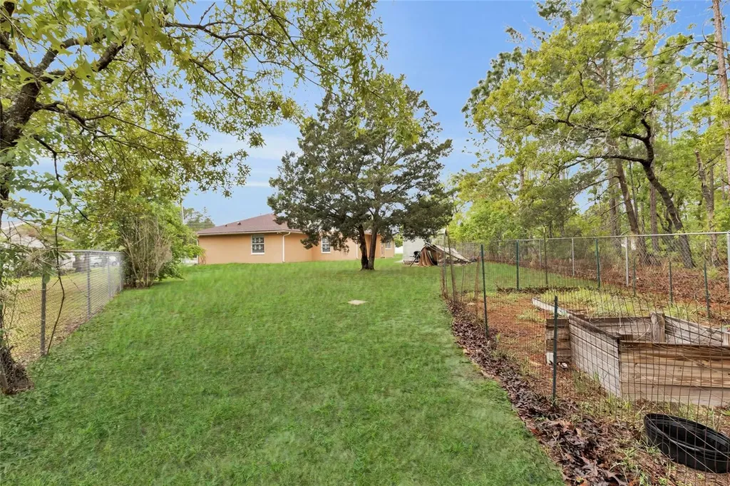 65 Pecan Loop Ocala FL 34472