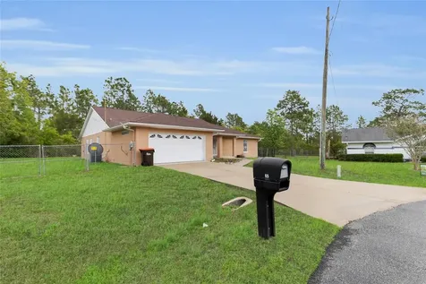 65 Pecan Loop Ocala FL 34472
