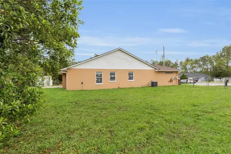 65 Pecan Loop Ocala FL 34472
