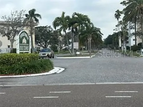 5603 80th Street N St Petersburg FL 33709
