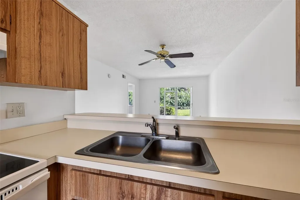 11201 122nd Avenue Largo FL 33778