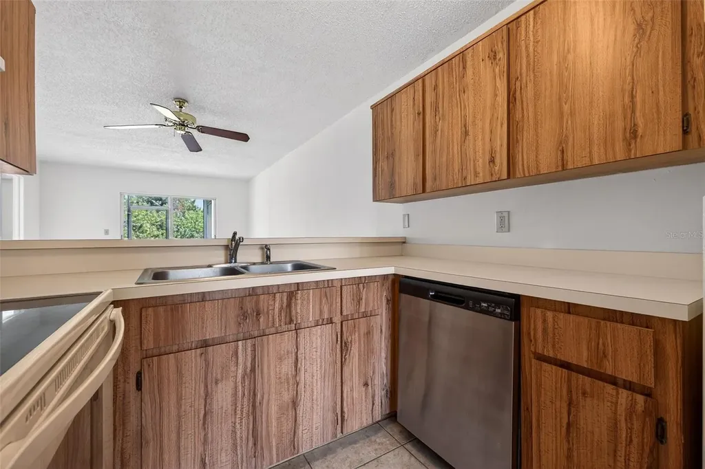 11201 122nd Avenue Largo FL 33778