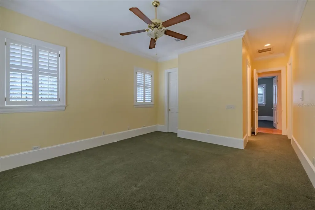 1816 S Dover Road Dover FL 33527