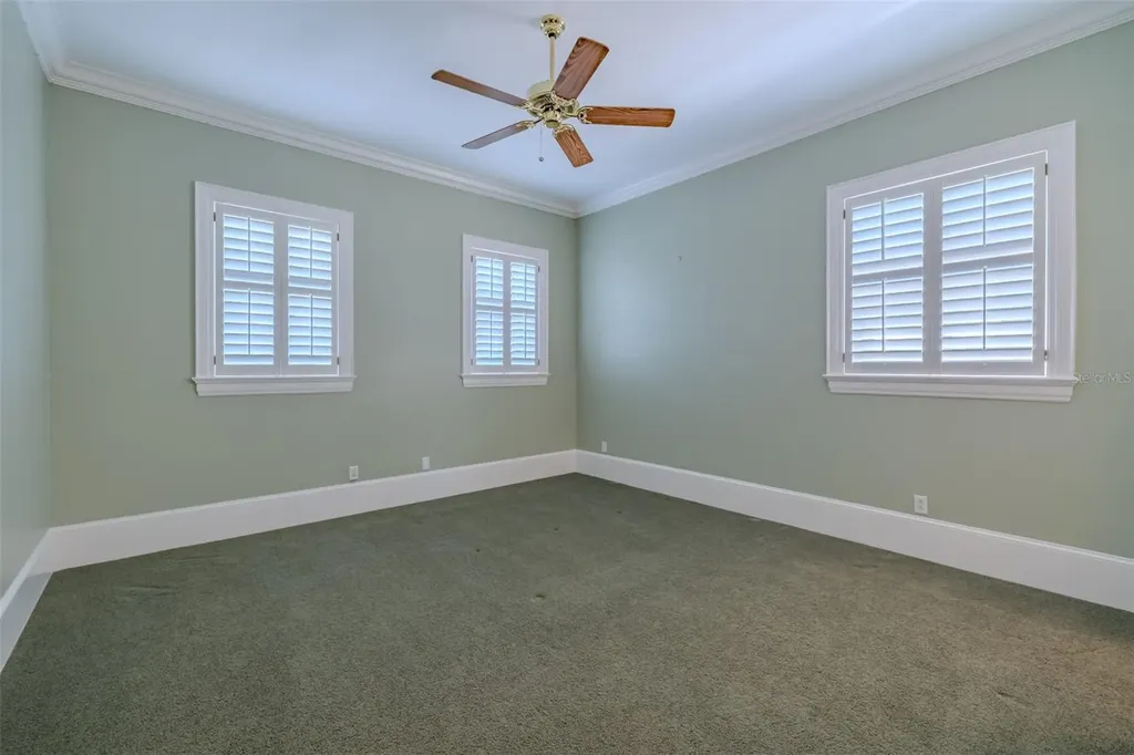 1816 S Dover Road Dover FL 33527