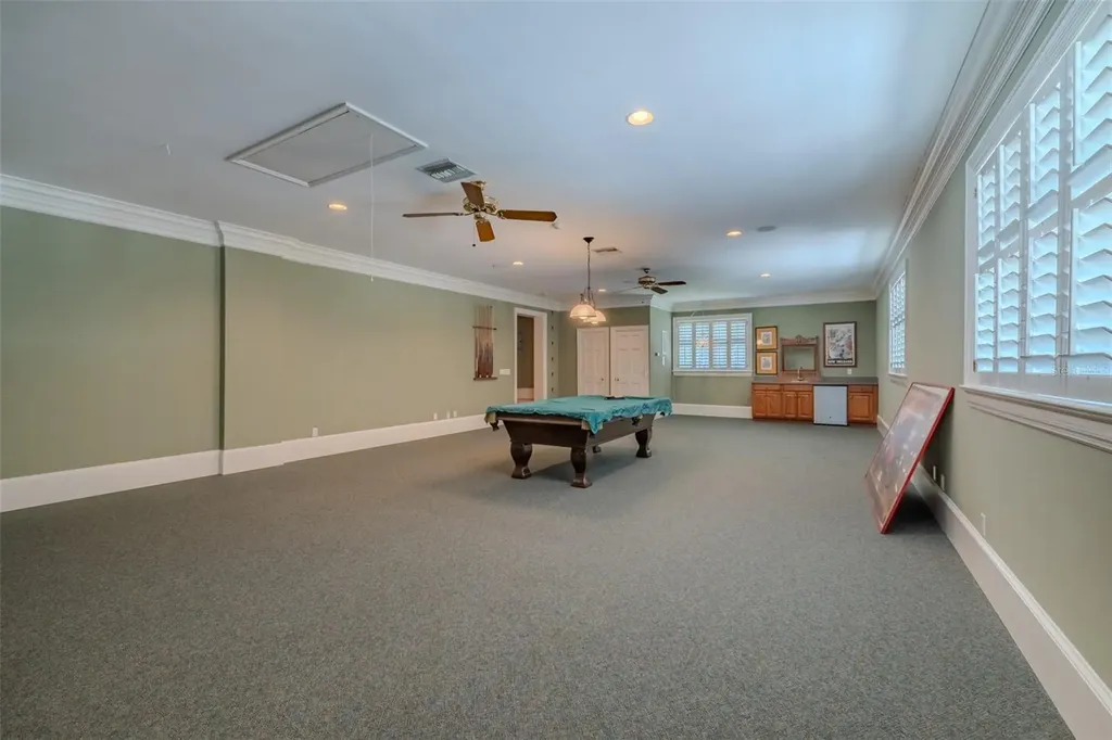 1816 S Dover Road Dover FL 33527
