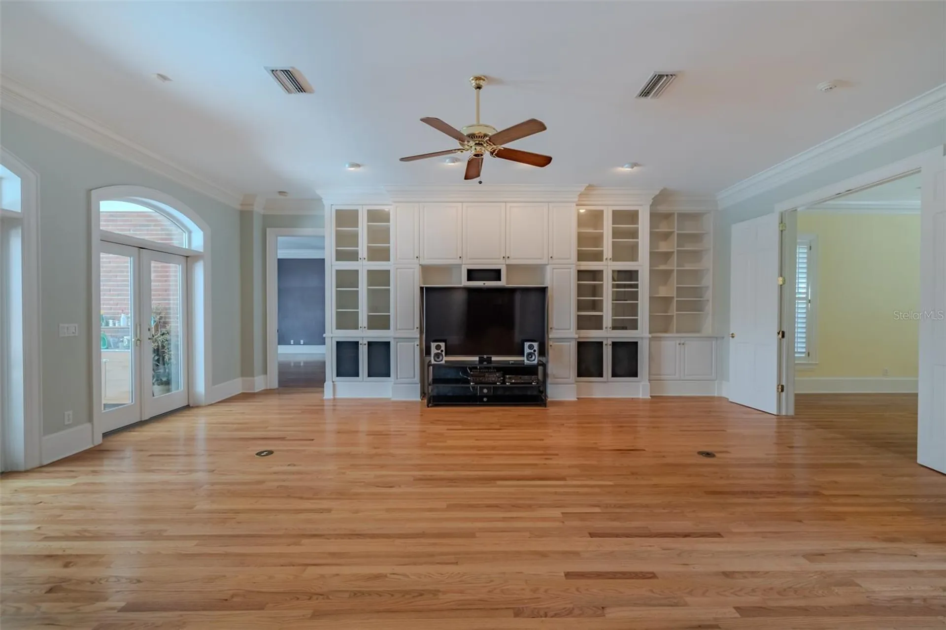 1816 S Dover Road Dover FL 33527