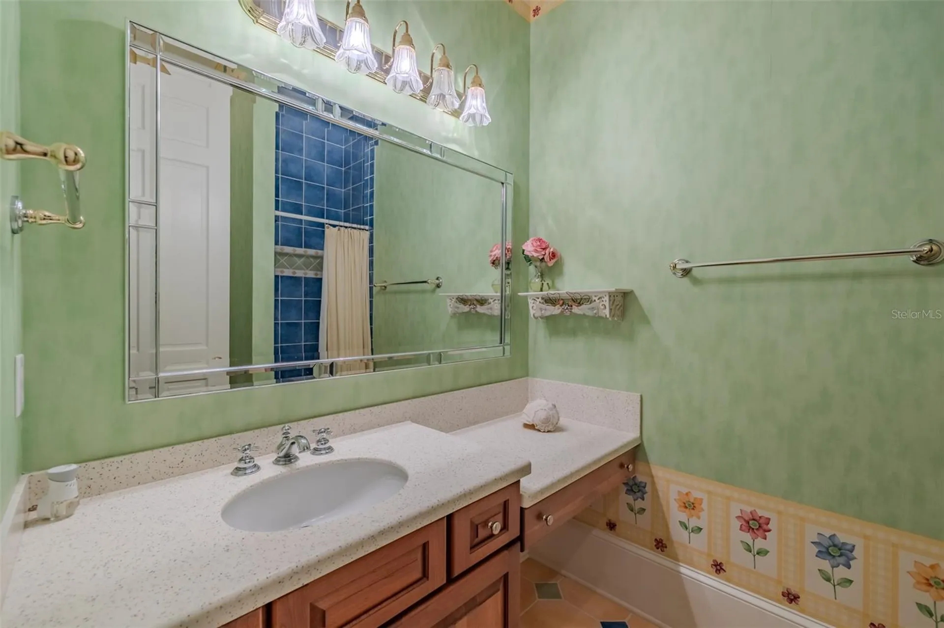1816 S Dover Road Dover FL 33527