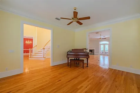 1816 S Dover Road Dover FL 33527