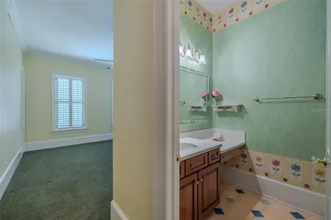 1816 S Dover Road Dover FL 33527