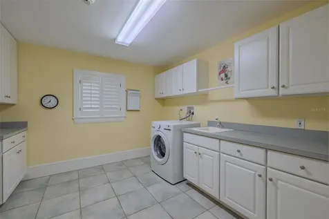 1816 S Dover Road Dover FL 33527