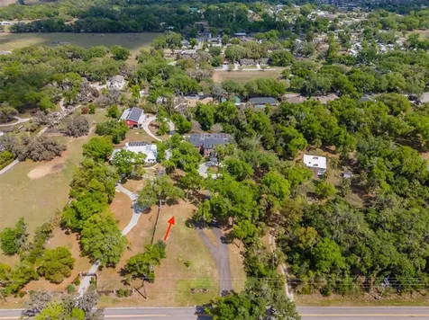 1816 S Dover Road Dover FL 33527