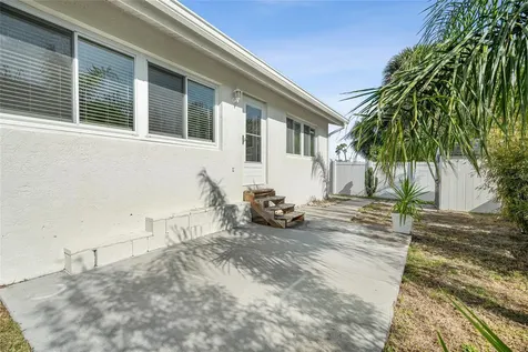 2600 Palmetto Street Nokomis FL 34275