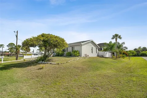 2600 Palmetto Street Nokomis FL 34275