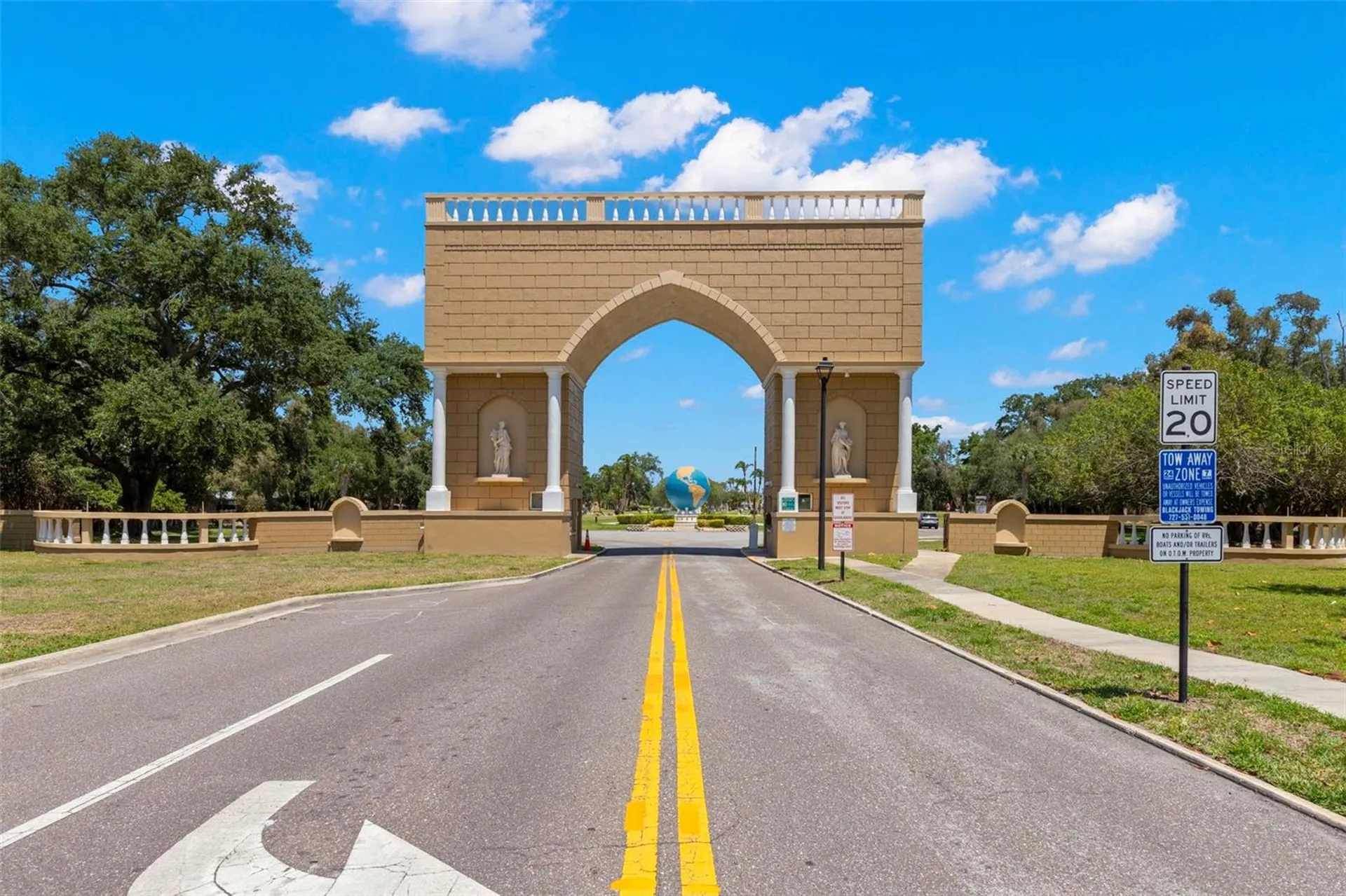 2433 Brazilia Drive Clearwater FL 33763