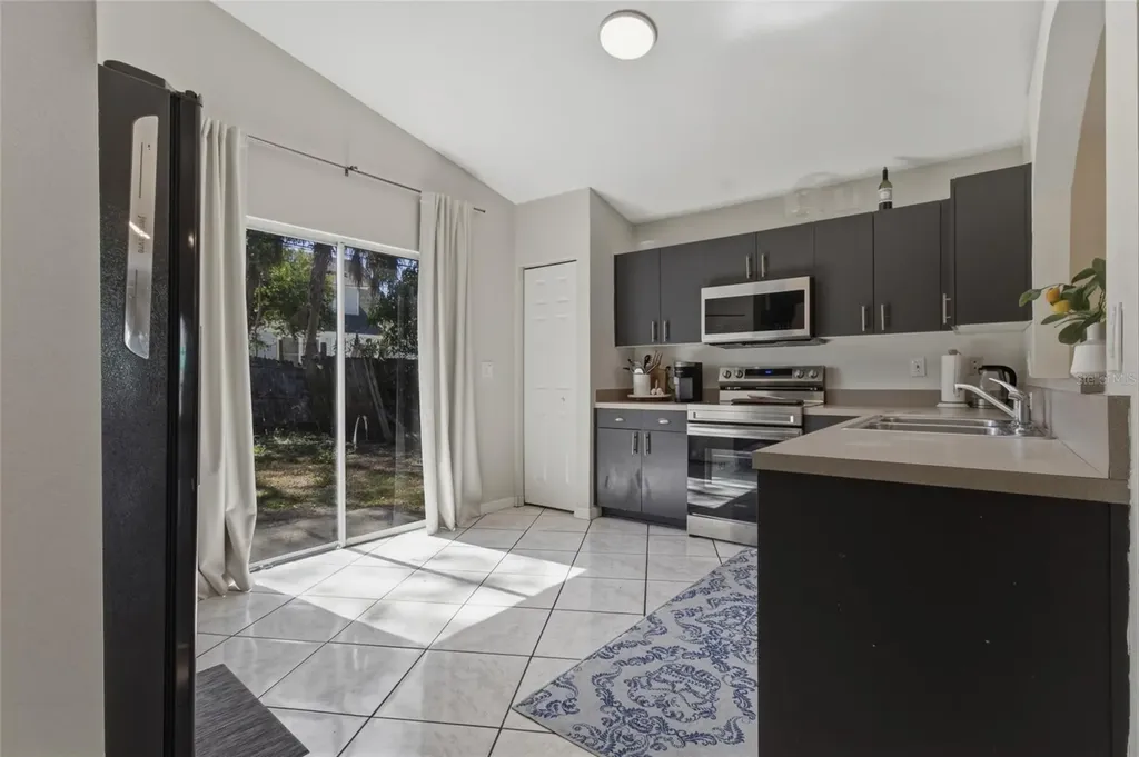3734 Abington Avenue S St Petersburg FL 33711