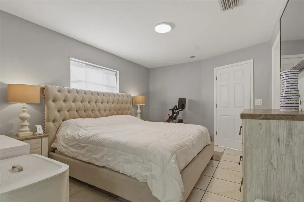 3734 Abington Avenue S St Petersburg FL 33711