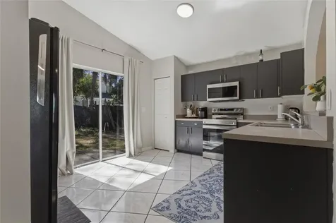 3734 Abington Avenue S St Petersburg FL 33711