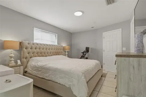3734 Abington Avenue S St Petersburg FL 33711