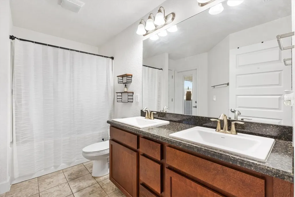 9778 Pepper Tree Place Wildwood FL 34785