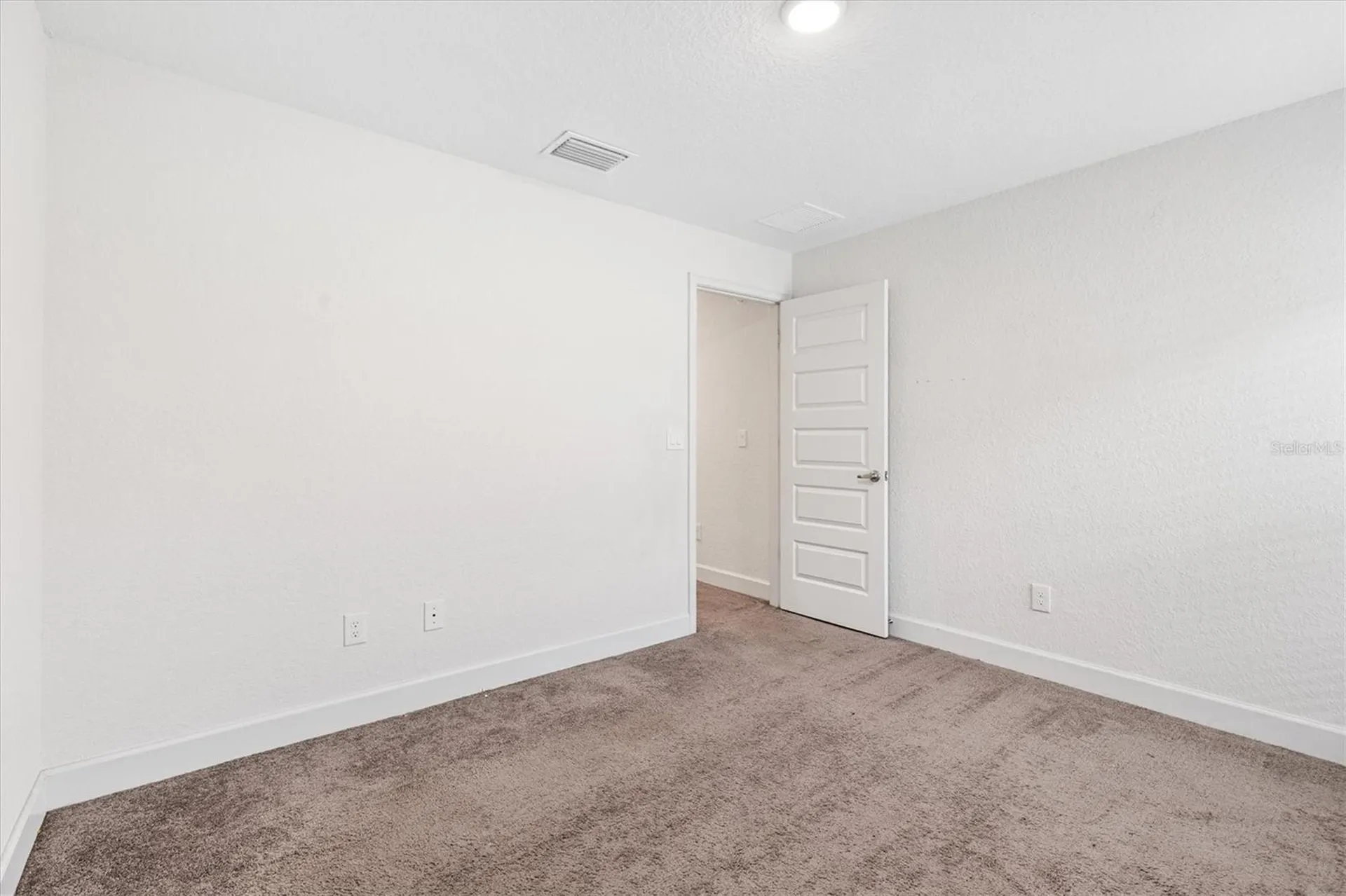 9778 Pepper Tree Place Wildwood FL 34785