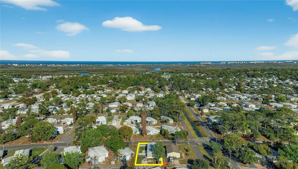 5266 Pineland Avenue Port Orange FL 32127