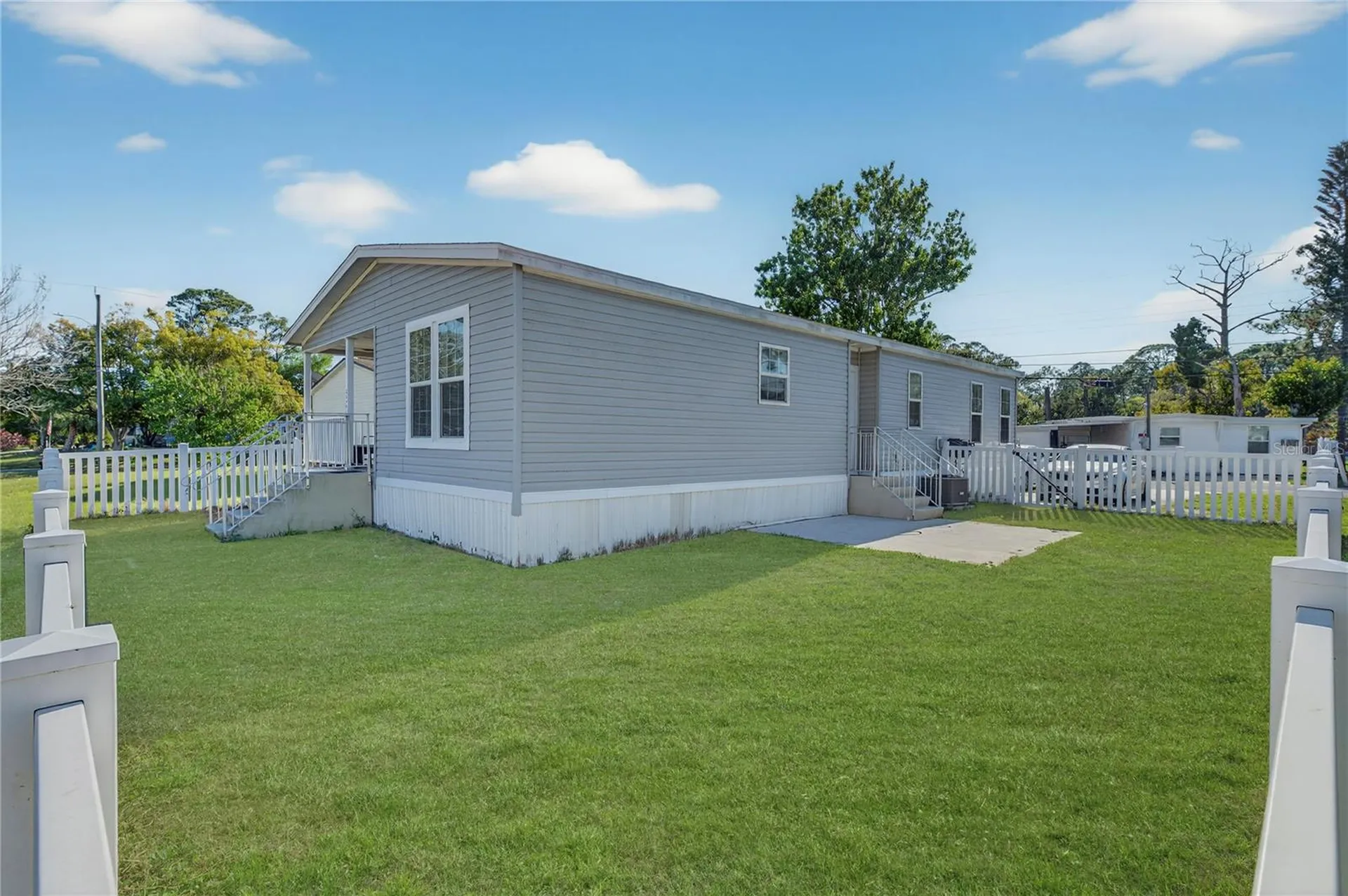 5266 Pineland Avenue Port Orange FL 32127