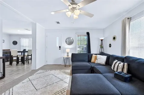 5266 Pineland Avenue Port Orange FL 32127