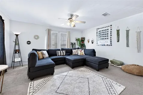 5266 Pineland Avenue Port Orange FL 32127