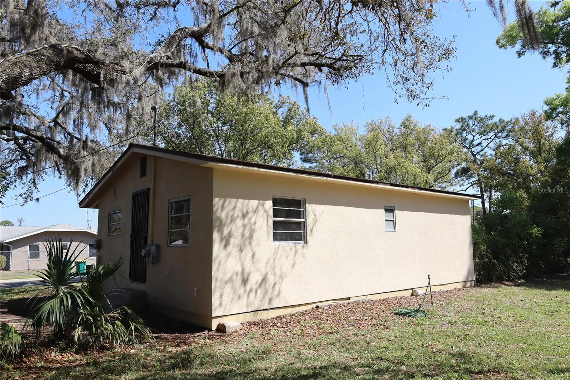 2024 Dixie Avenue Eustis FL 32726