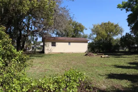 2024 Dixie Avenue Eustis FL 32726