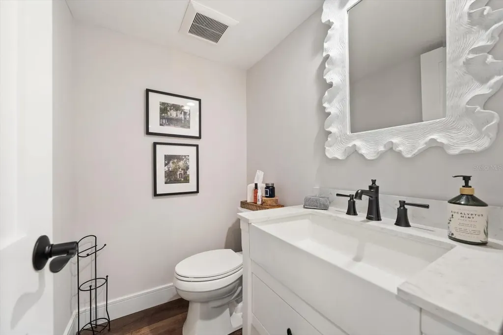 165 Marina Del Rey Court Clearwater Beach FL 33767