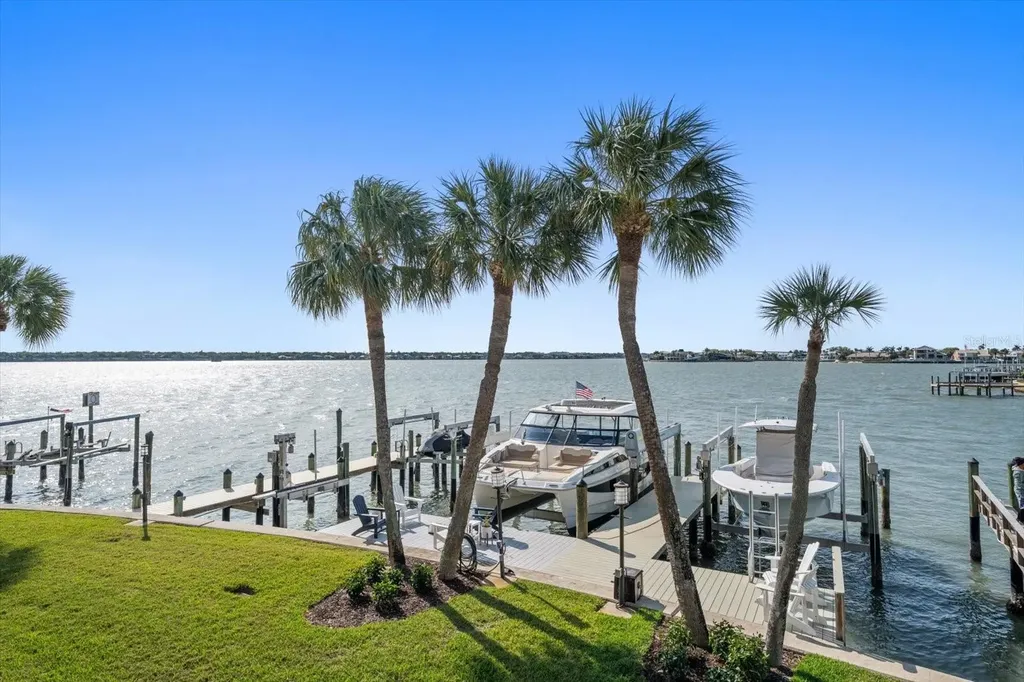 165 Marina Del Rey Court Clearwater Beach FL 33767