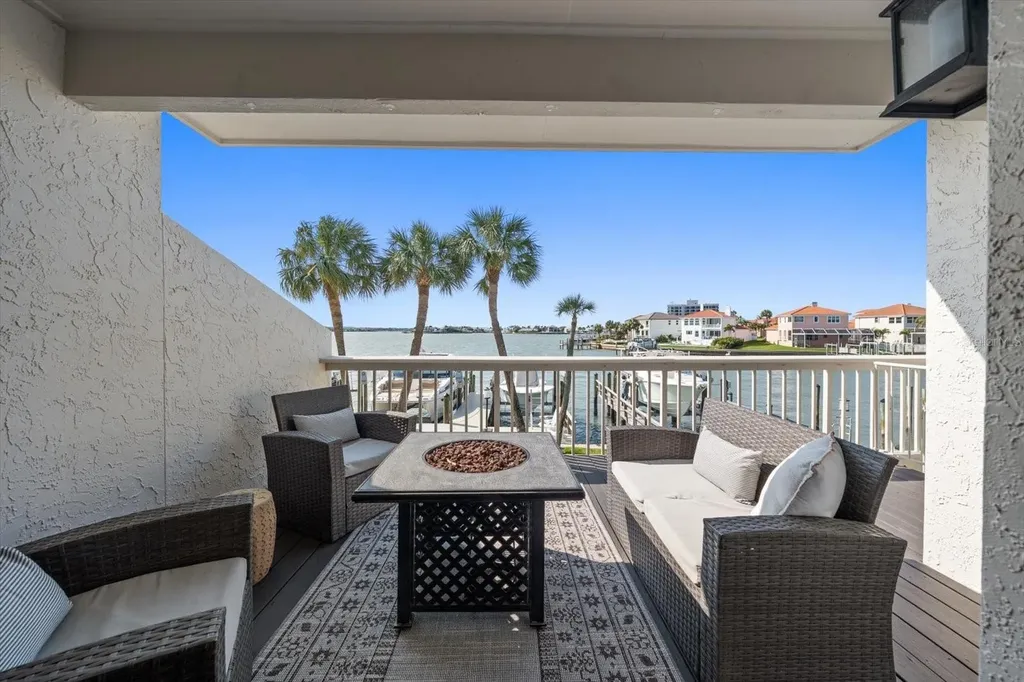 165 Marina Del Rey Court Clearwater Beach FL 33767