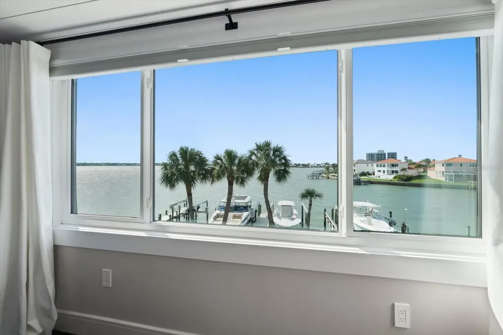 165 Marina Del Rey Court Clearwater Beach FL 33767