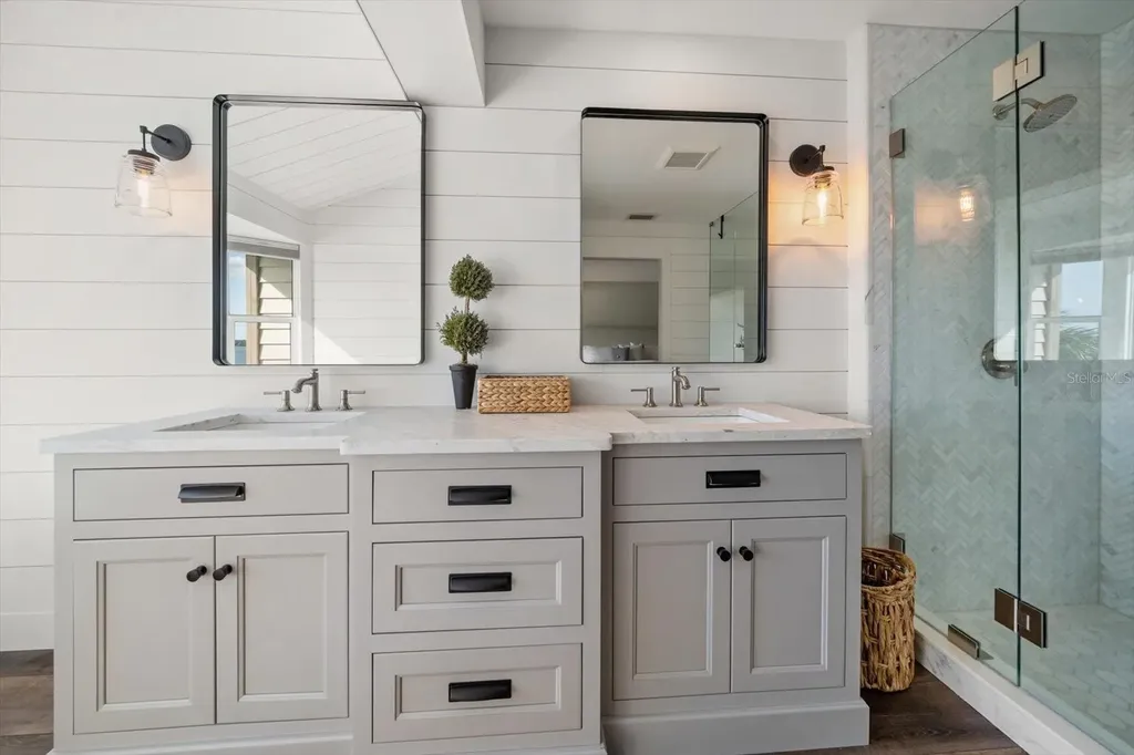 165 Marina Del Rey Court Clearwater Beach FL 33767
