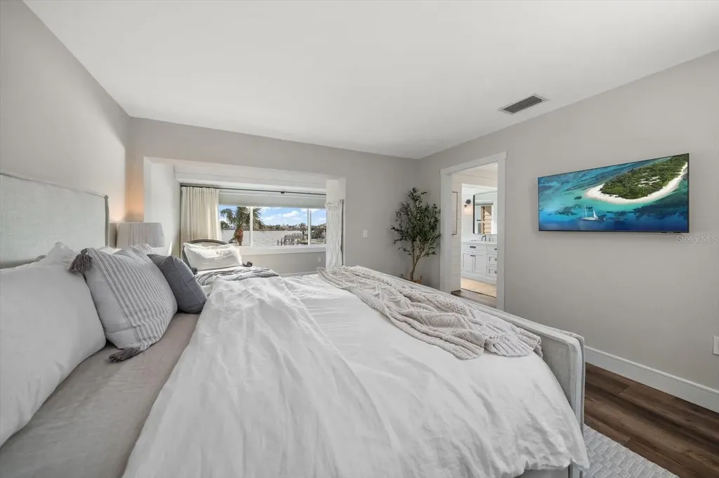 165 Marina Del Rey Court Clearwater Beach FL 33767