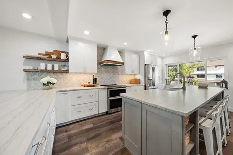 165 Marina Del Rey Court Clearwater Beach FL 33767