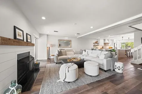 165 Marina Del Rey Court Clearwater Beach FL 33767