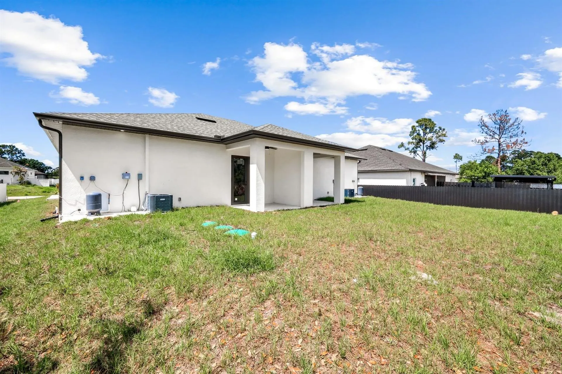 521/523 Lillon Avenue S Lehigh Acres FL 33974