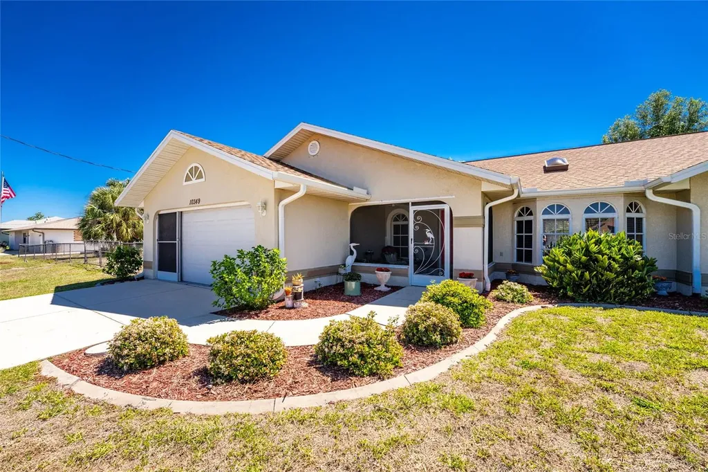 10349 Greenway Avenue Englewood FL 34224