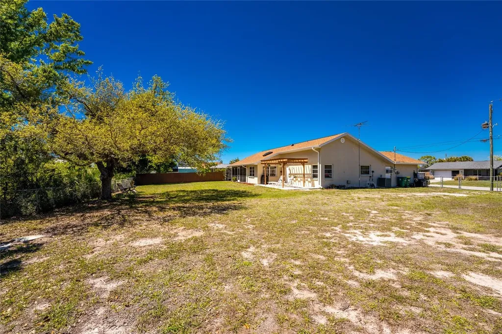 10349 Greenway Avenue Englewood FL 34224