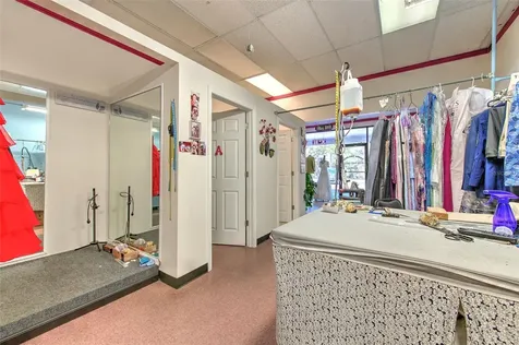 3662 Lithia Pinecrest Road Valrico FL 33596