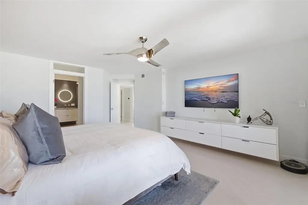 722 Pinellas Bayway S Tierra Verde FL 33715