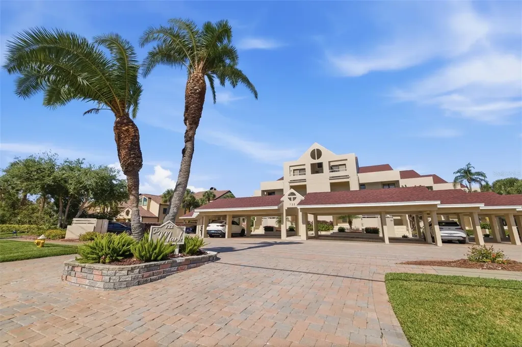722 Pinellas Bayway S Tierra Verde FL 33715