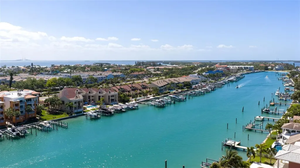 722 Pinellas Bayway S Tierra Verde FL 33715