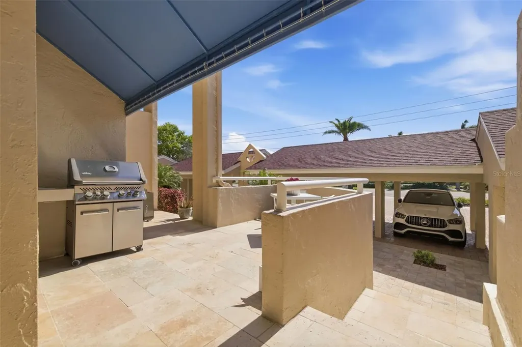 722 Pinellas Bayway S Tierra Verde FL 33715