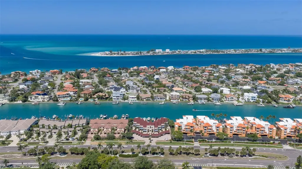 722 Pinellas Bayway S Tierra Verde FL 33715