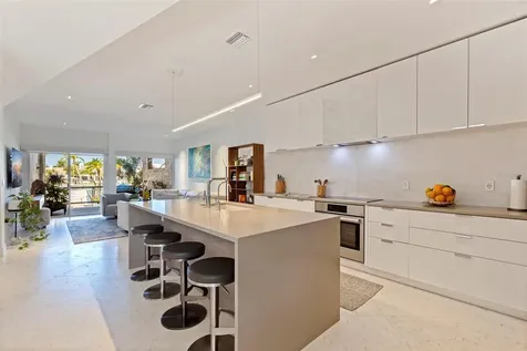 722 Pinellas Bayway S Tierra Verde FL 33715